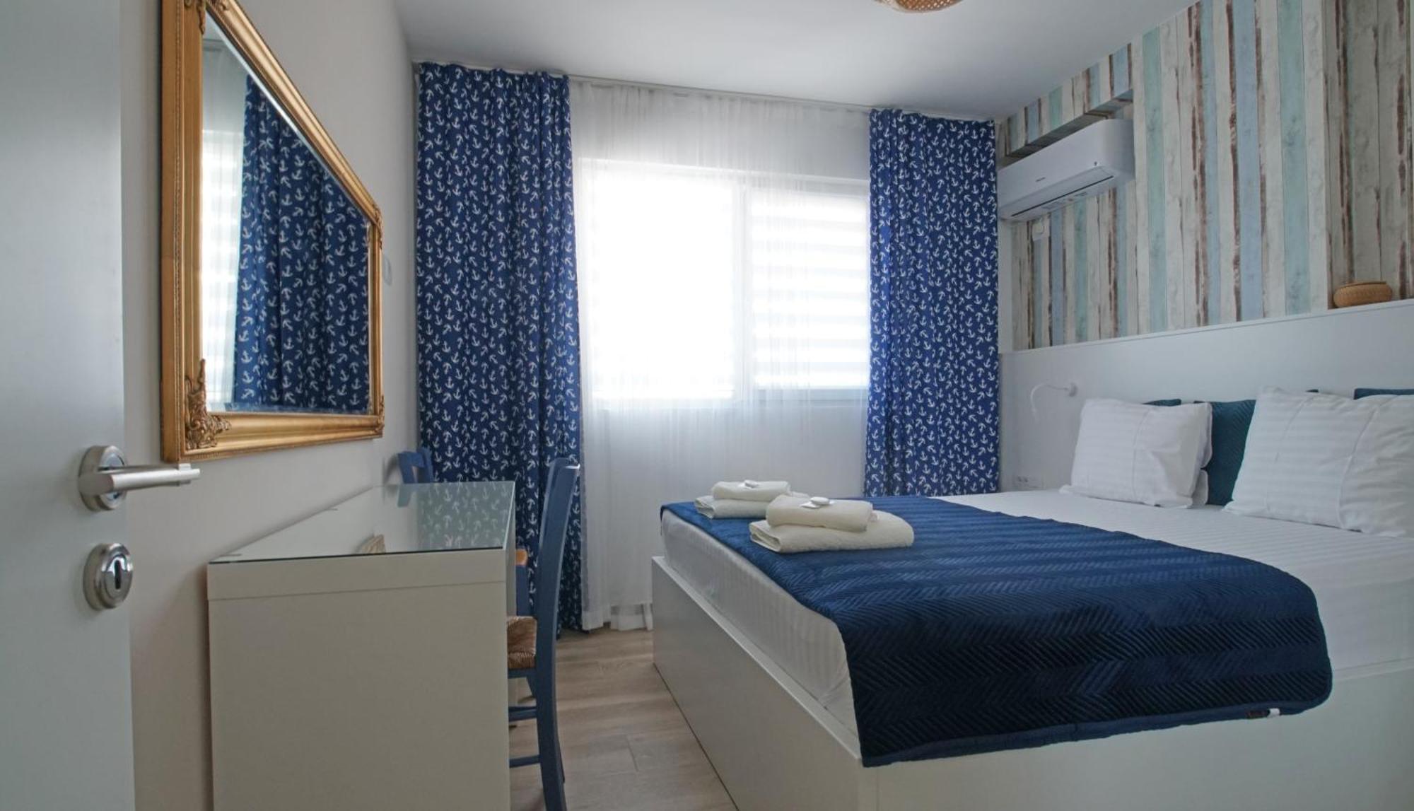 Blue Eye Apartment Sarandë Buitenkant foto
